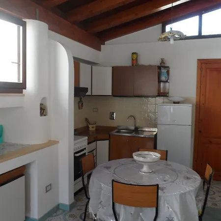 Casa Del Glicine 利帕里